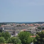 Pulabella * Pula