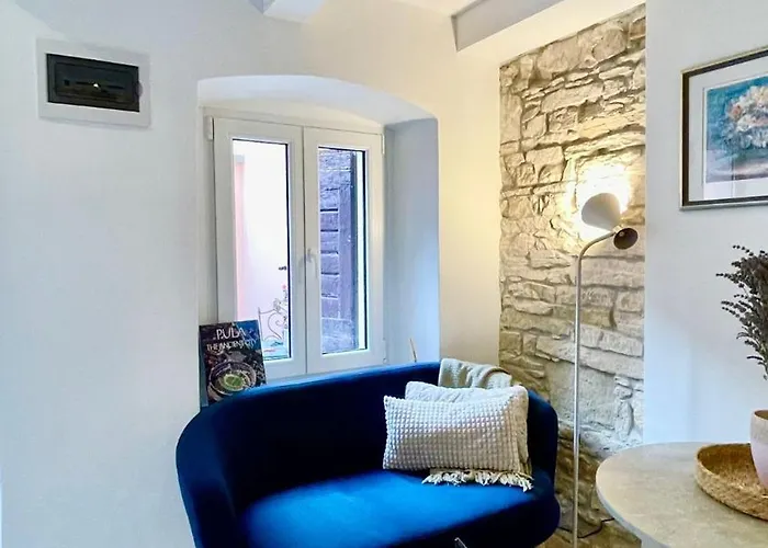 Pulabella Apartment *